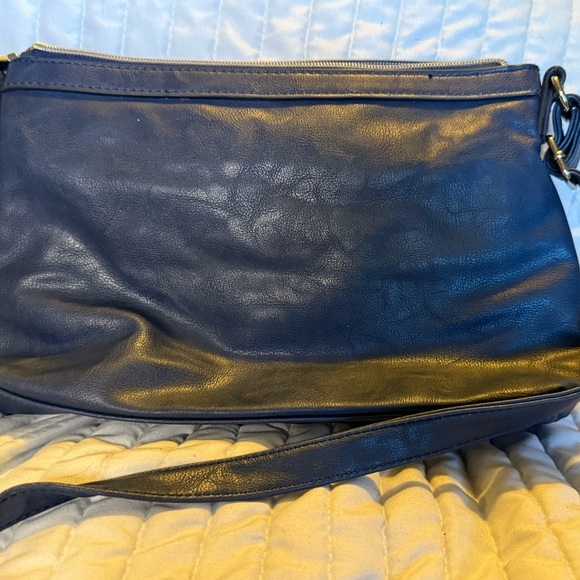 Relic Dark Blue Crossbody Bag - Picture 8 of 9